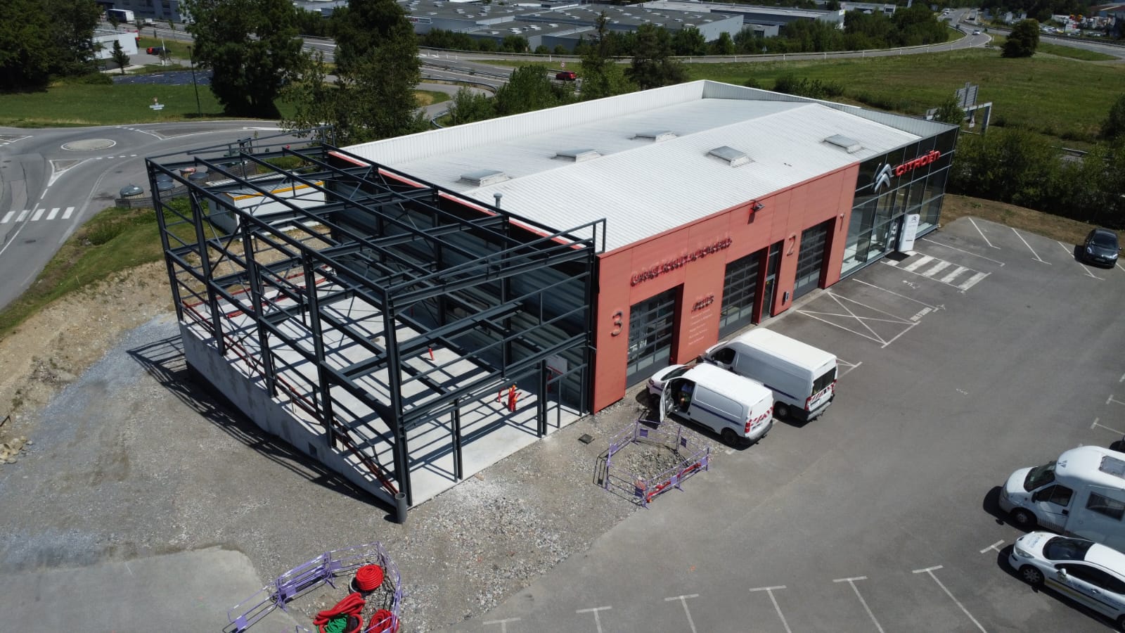 Extension bâtiment tertiaire en Haute-Savoie