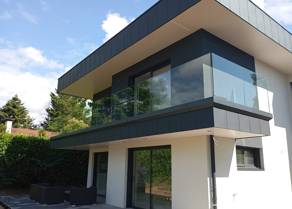 Aménagement extérieur menuiserie métallique